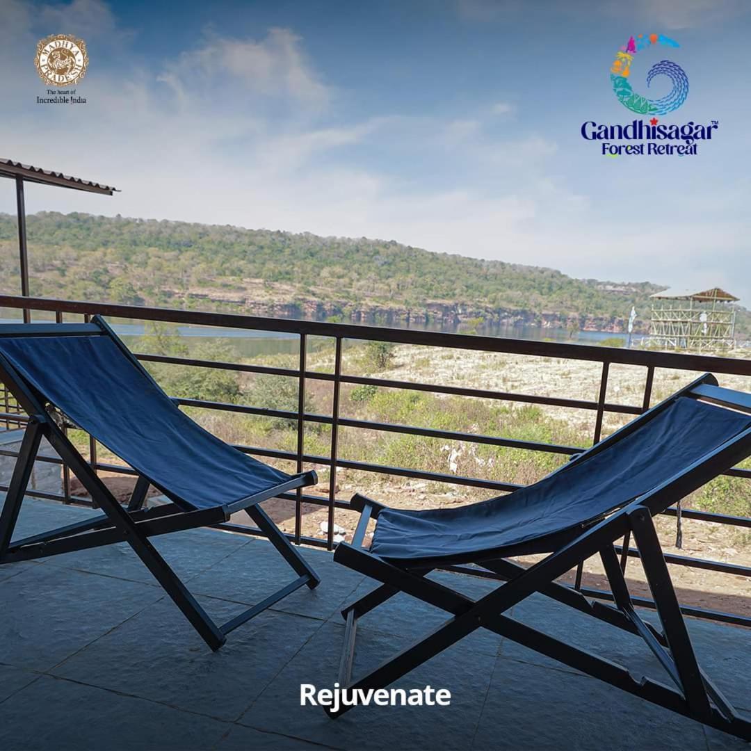 מלון Gurla Gandhisagar Forest Retreat מראה חיצוני תמונה