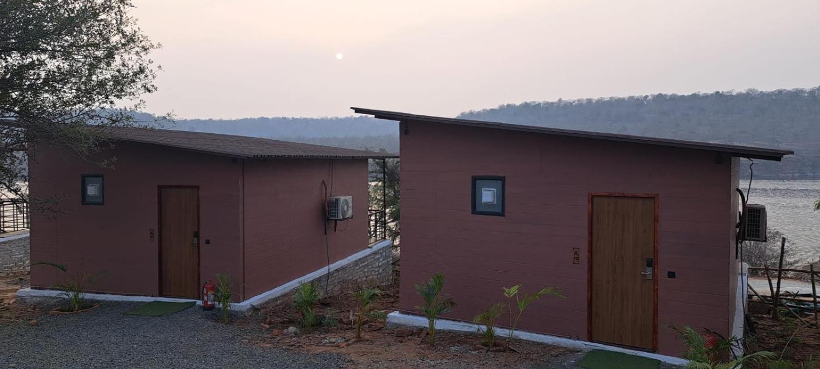 מלון Gurla Gandhisagar Forest Retreat מראה חיצוני תמונה
