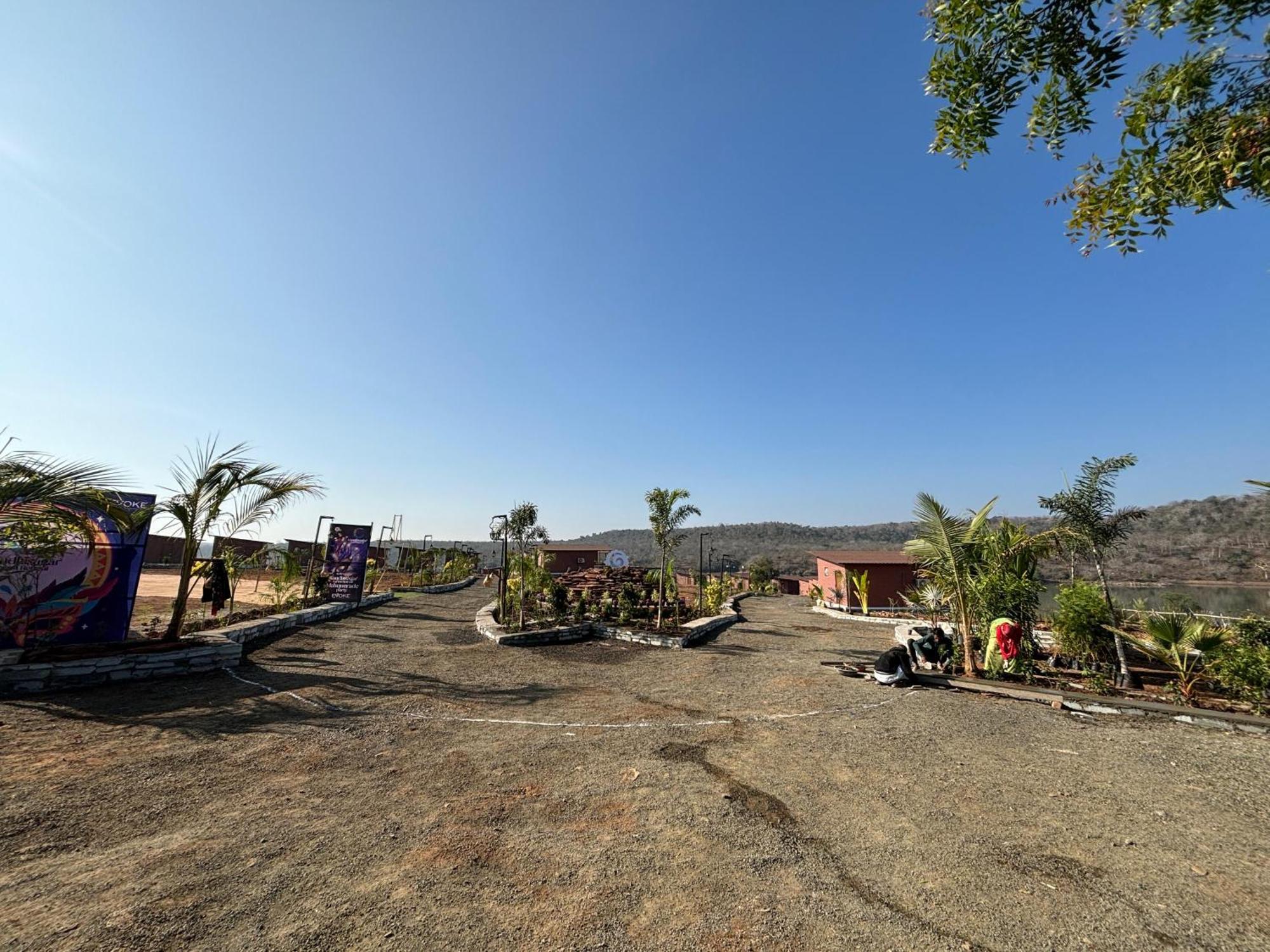 מלון Gurla Gandhisagar Forest Retreat מראה חיצוני תמונה