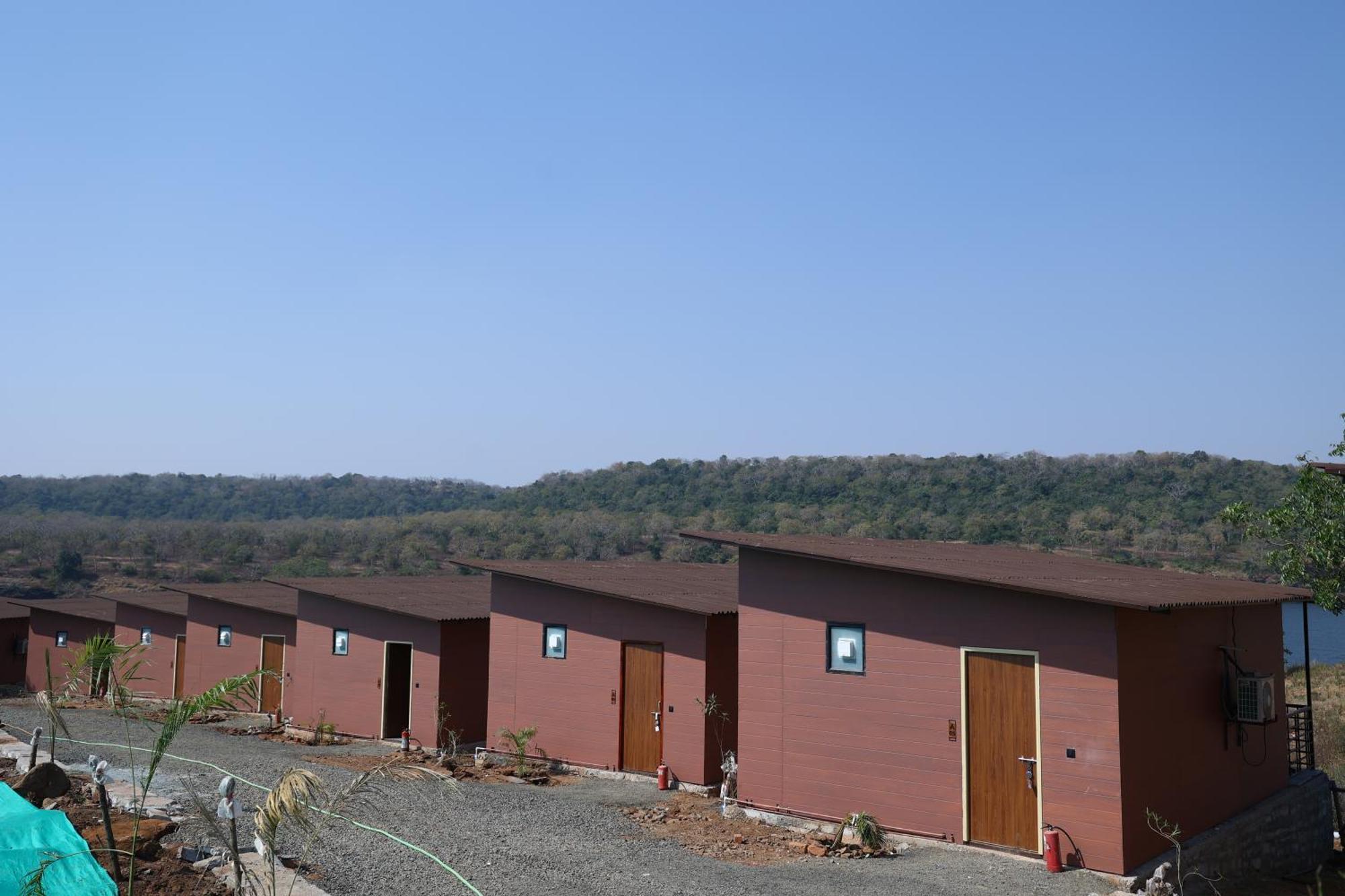 מלון Gurla Gandhisagar Forest Retreat מראה חיצוני תמונה