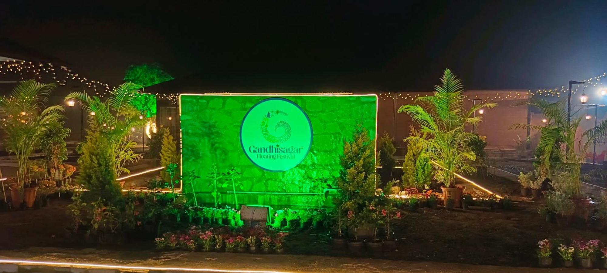 מלון Gurla Gandhisagar Forest Retreat מראה חיצוני תמונה